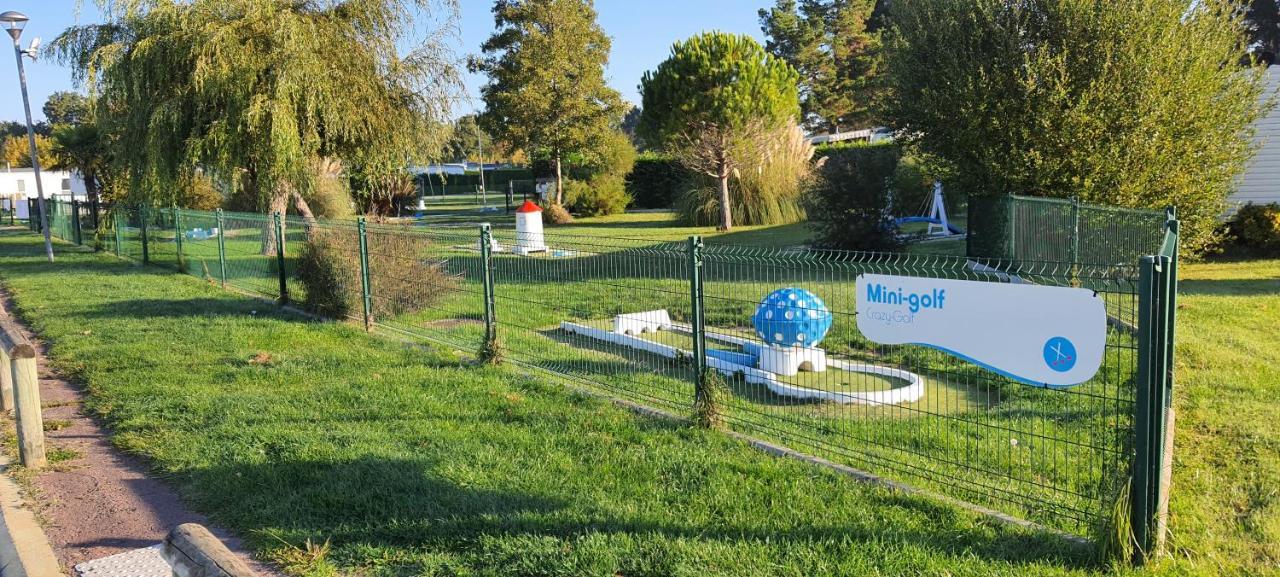 Mobilhome 2Ch Climatise-Terrasse Fermee-4 Velos-Camping 4 Etoiles Les Charmettes Les Mathes Exterior photo